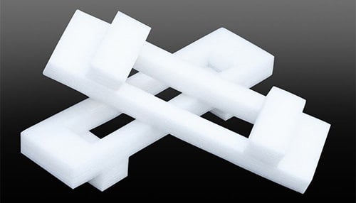 EPE包裝材料的種類: EPE珍珠棉、 珍珠棉袋、 泡泡粒、 珍珠棉板。 珍珠棉或珍珠棉袋的特性:質(zhì)輕柔軟,無臭無毒,耐沖擊性,保護產(chǎn)品給予足夠的緩沖和表面保護。 泡泡粒的特性:不易破損,可填塞較細小的縫隙,易用于外觀復(fù)雜的產(chǎn)品保護。